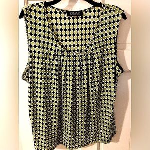 Kasper sleeveless blouse